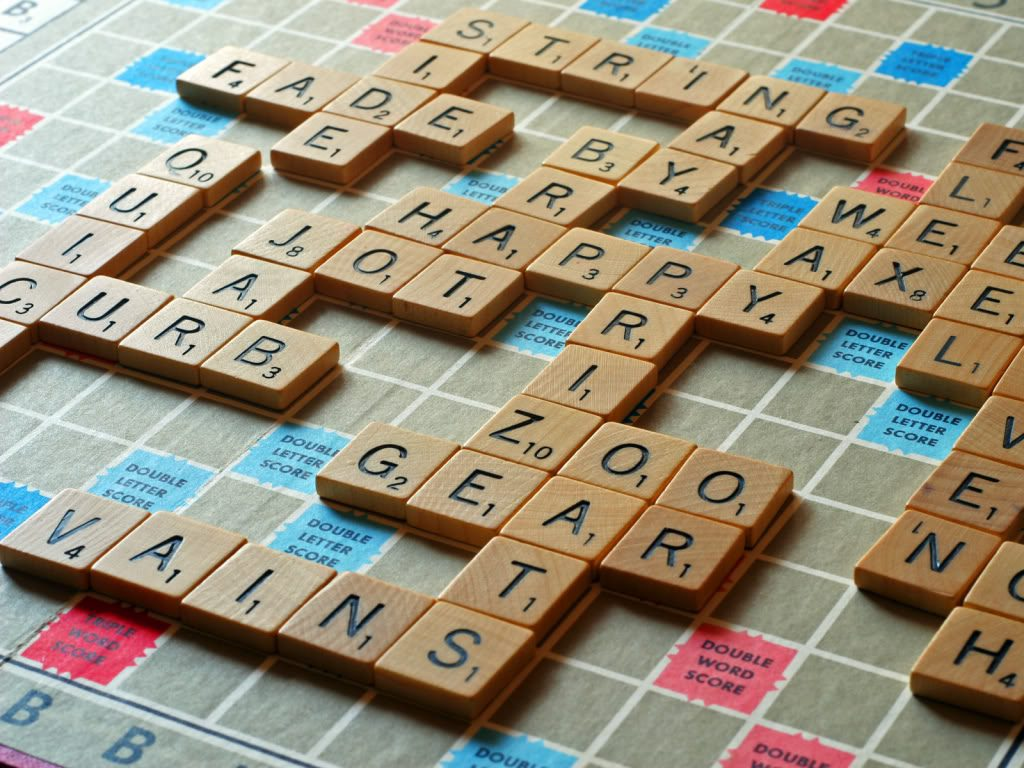 Scrabble là một trò chơi giúp con phát triển trí thông minh hiệu quả