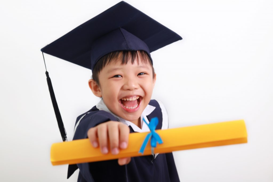 Liệu Bé Có Thực Sự Cần Thi Chứng Chỉ Cambridge Không?