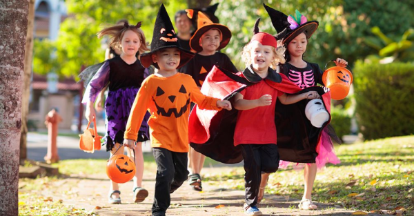 5 Trò Chơi Halloween Cho Bé Học Tiếng Anh Siêu Thú Vị Và Vui Vẻ