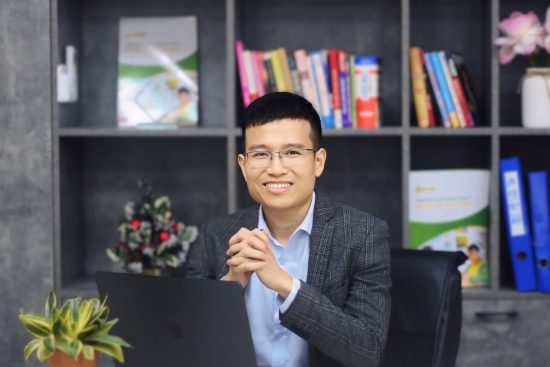 CEO-Chip-Chip-cau-chuyen-nguoi-sang-lap